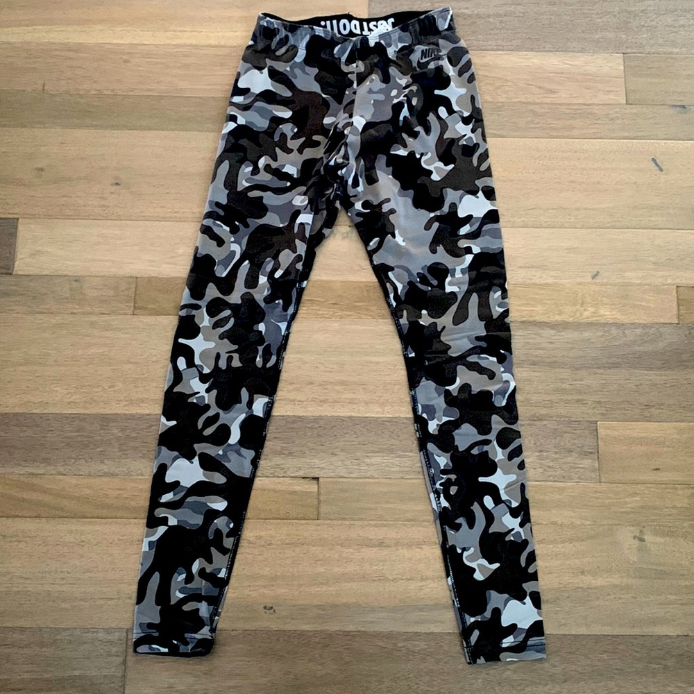 Women’s Nike Leggings